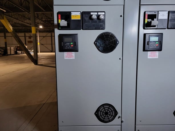 15 HP Eaton, SVX010A1-5A4N1, variable frequency drive, 600 Volts, like new - Image 1