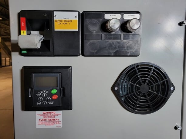 15 HP Eaton, SVX010A1-5A4N1, variable frequency drive, 600 Volts, like new - Image 2