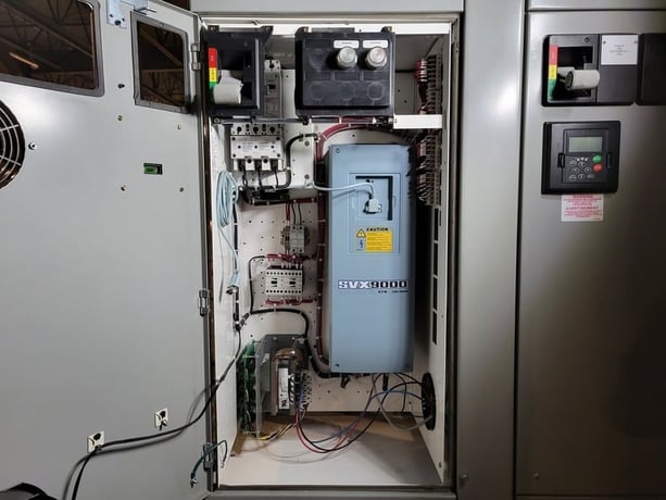 15 HP Eaton, SVX010A1-5A4N1, variable frequency drive, 600 Volts, like new - Image 3