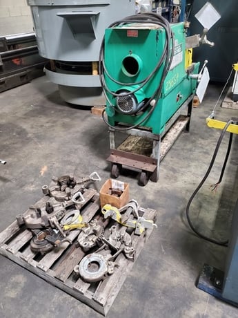 5/8" - 3" Greenlee #460 Auto Threader, 1/2" thru 4" pipe, right hand threading only, 1977 - Image 6