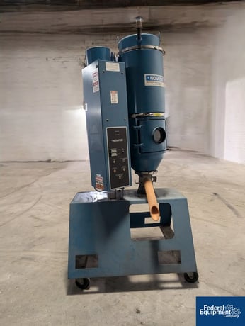 Novatec #N25, Hopper Dryer, 60# hopper, 115 volt, serial# 14-379-0956, 115 V., built 2004 - Image 3