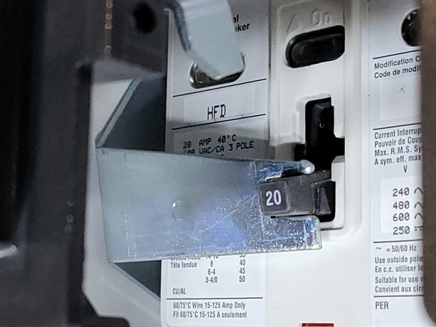 10 HP Eaton, SVX005A1-5A4N1, variable frequency drive, 600 Volts, 10 amps, like new - Image 10