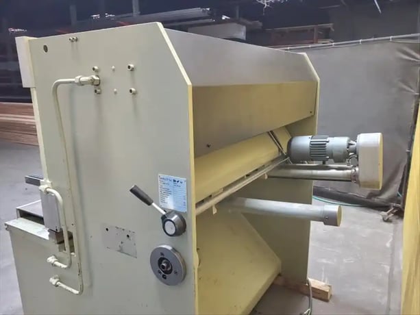 .098" x 4.7' Darley #S1250x2.5, hydraulic shear, 40" manual front gauge, hydraulic hold downs - Image 6