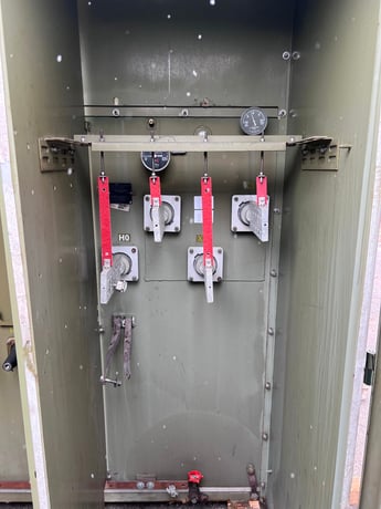 2600 KVA 34500GRDY/19920 Primary, 609Y/398 Secondary, ABB padmount, 3 phase distribution - Image 3