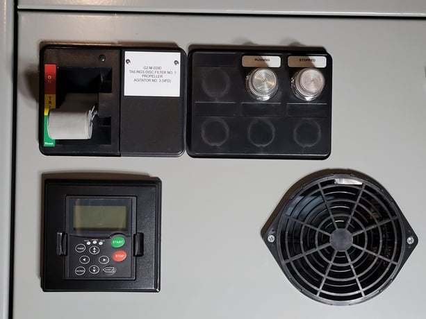 3 HP Eaton, SVX002A1-5A4N1, variable frequency drive, 600 Volts, 4.5 amps, like new - Image 2