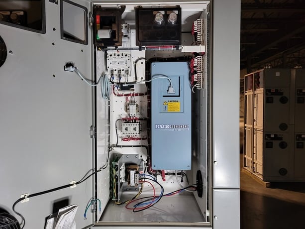 3 HP Eaton, SVX002A1-5A4N1, variable frequency drive, 600 Volts, 4.5 amps, like new - Image 4