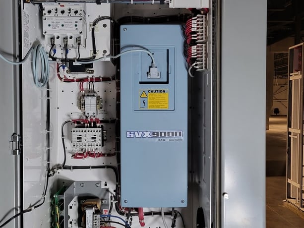 3 HP Eaton, SVX002A1-5A4N1, variable frequency drive, 600 Volts, 4.5 amps, like new - Image 5
