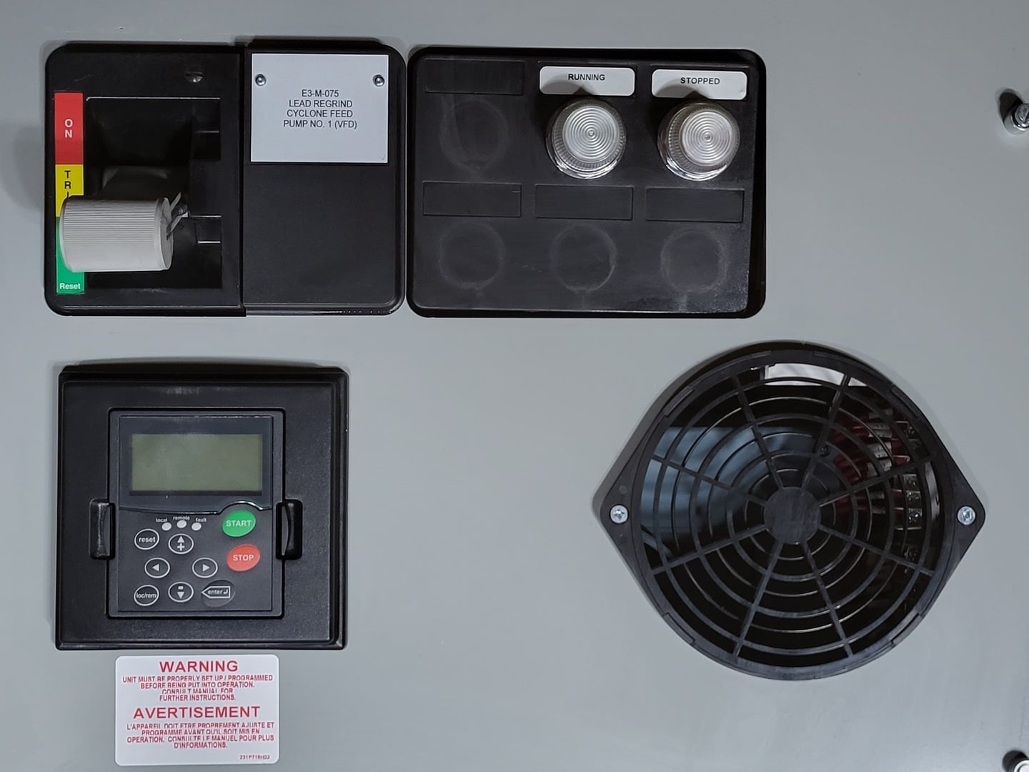 10 HP Eaton, SVX007A1-5A4N1, variable frequency drive, 600 Volts, 10 amps, like new - Image 2