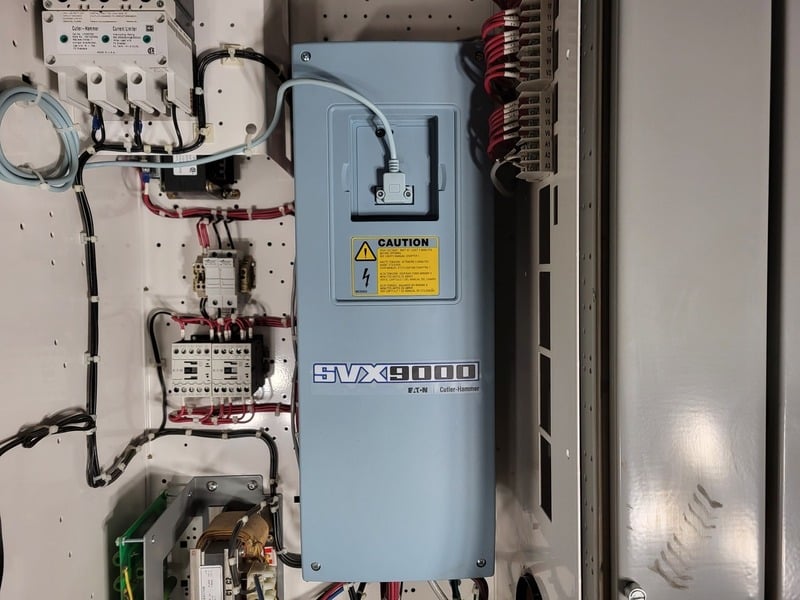 10 HP Eaton, SVX007A1-5A4N1, variable frequency drive, 600 Volts, 10 amps, like new - Image 5