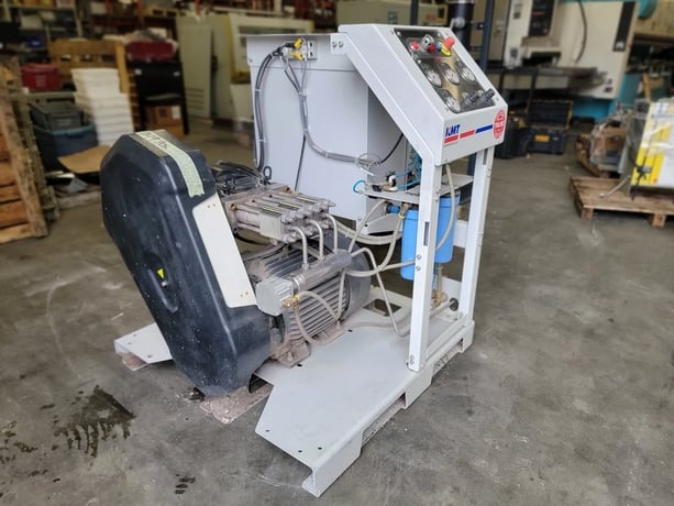 KMT #Tri-Line, waterjet pump, 30 HP, 55000 psi, 480 V., 3 phase, 2112 hours, serial #317-16380 - Image 8