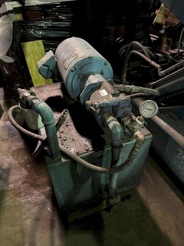 Stahl, permenant molding machine with 36" x 46" platen, hydraulic system and controls - Image 8