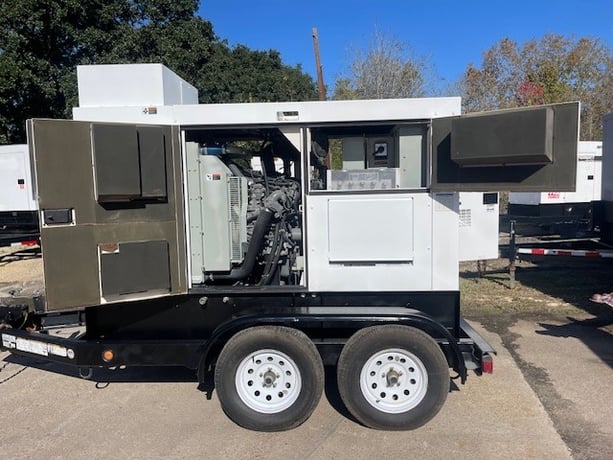 56 KW Multiquip #DCA70SSIU4f, diesel generator, sound attenuated enclosure, trailer tank, 240/480 Volts, 6371 - Image 7