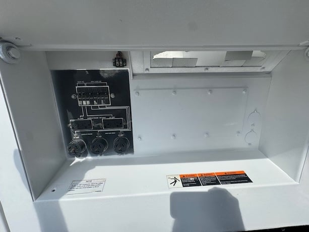100 KW Multiquip #DCA125USI, portable/rental unit diesel generator, sound attenuated enclosure, 240/480 - Image 6