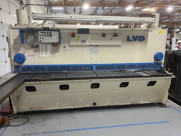 1/4" x 10' LVD #10.OH.25B, hydraulic power squaring shear, front operated power back gauge, (2)30" front - Image 1