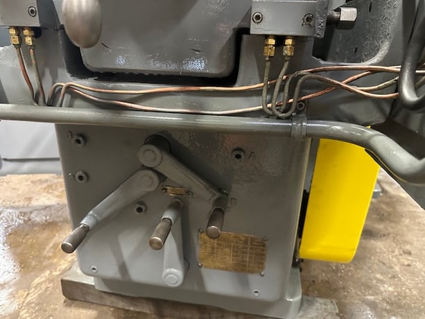 Cincinnati No. 2 Mdl. O-M, centerless grinder, 20" diameter x 12" hole x 8" wheel - Image 2