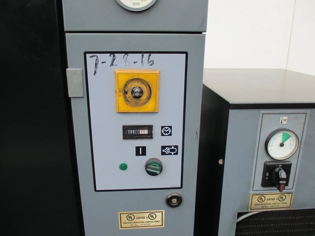 10 HP Chicago Pneumatic #QRS-10, rotary air compressor,tank & dryer, 40 cfm @ 125 psi, 230/460 V., 3-phase - Image 3