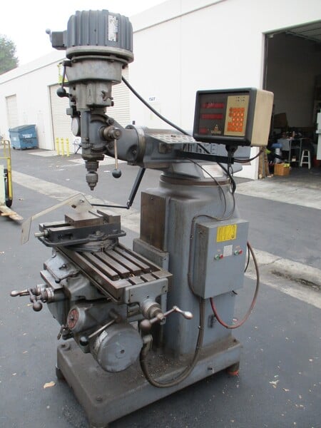 Tree #2UVR, vertical mill, 10.5"x42"tbl, 2 HP, 2-Axis digital read out,variable speed 60-3300 RPM,power feed - Image 8