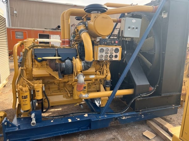 875 HP Caterpillar #C27 Power Unit, 2100 RPM, Tier 2, 6773 hours, 2006 - Image 2