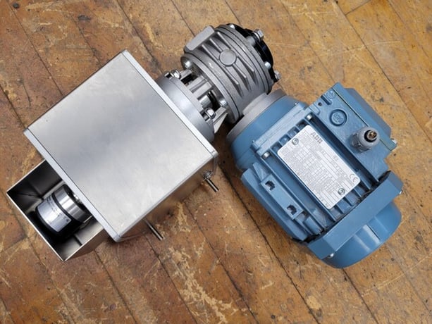 HP 2800 RPM ABB 3GAA051312-CSF M3AA-056 B 2 Motor 0.12kW 2 Pole 3 phase 400 Volt - Image 2