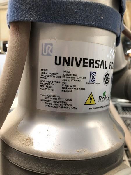 Universal Robots, UR-10E, Spray Finish Robot, 22 lbs. Payload, 51.1" reach, 2006 - Image 10