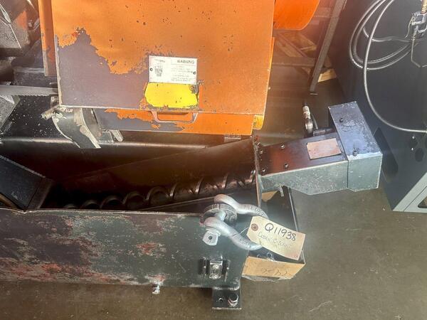 12" x 14" Cosen #C-300NC, automatic horizontal band saw, Taian PLC, 12" round, 5 HP, 328 FPM, 2010 - Image 10