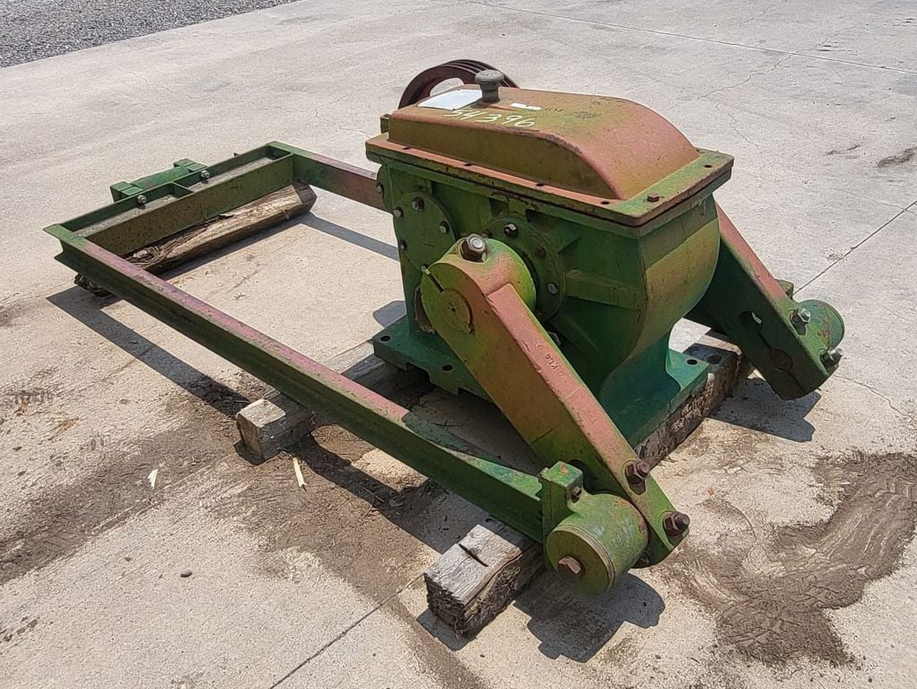 40 Cook, Pump Jack Gearbox w/bad intermediate gear - Image 4