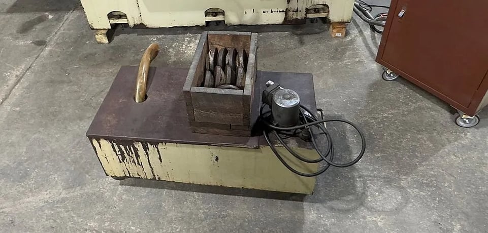 17" x 44" Kent #KGS-410AHD, 12" x 1 1/4" x 5" wheel, power elevation, automatic downfeed increments - Image 7