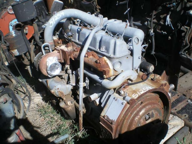 170 HP Ford #170F, Diesel Engine, Inline 6-cylinder, 2600 RPM, 401 cu.in. - Image 7