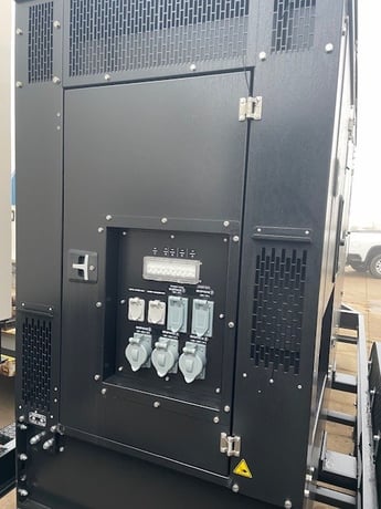 181 KW Leroy Somer #TM225, diesel generator set, 277/480 Volts, 3-phase, 299 HP @ 1800 RPM, NEF67 engine - Image 6