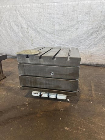 carlton t-slotted 90° drill box ta, 32 x 28 x 24 - Image 1