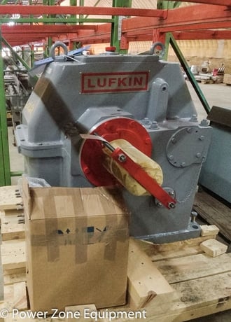 3500 HP @ 1778 RPM, Lufkin #N1404C, parallel shaft gearbox, 3121 RPM out, 1.75 :1 ratio, unused surplus - Image 2