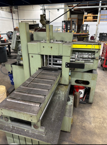 12" x 12" Hyd-Mech #H-12, automatic horizontal bandsaw, 13' 6" x 1" x 0.035" blade, automatic infeed system - Image 1