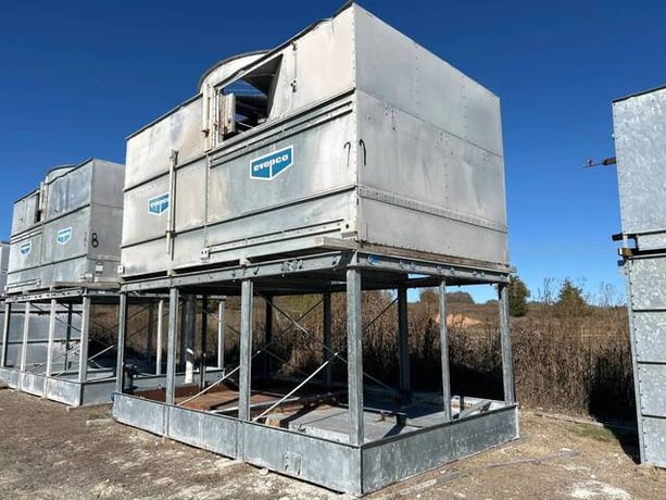 967 Ton, Evapco #ATC-967B, evaporative condenser, 155300 cfm, 400 psig, 60 HP motor, 2002 - Image 2