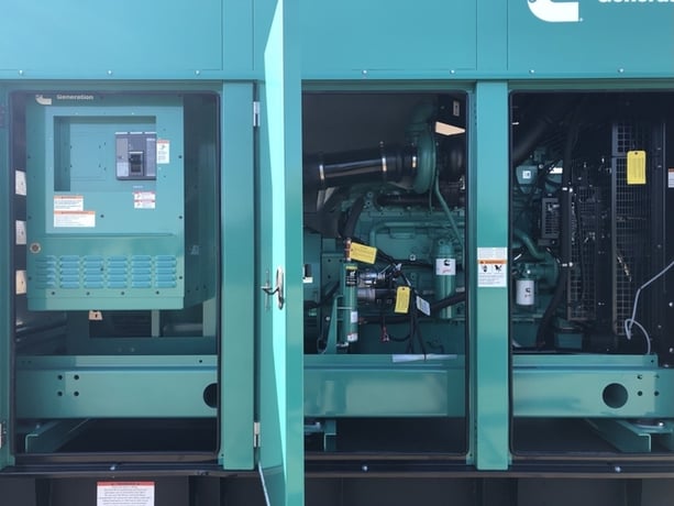 500 KW Cummins, Diesel generator set, standby, sound attenuated enclosure, EPA Tier 2, 277/480 Volts, new - Image 3