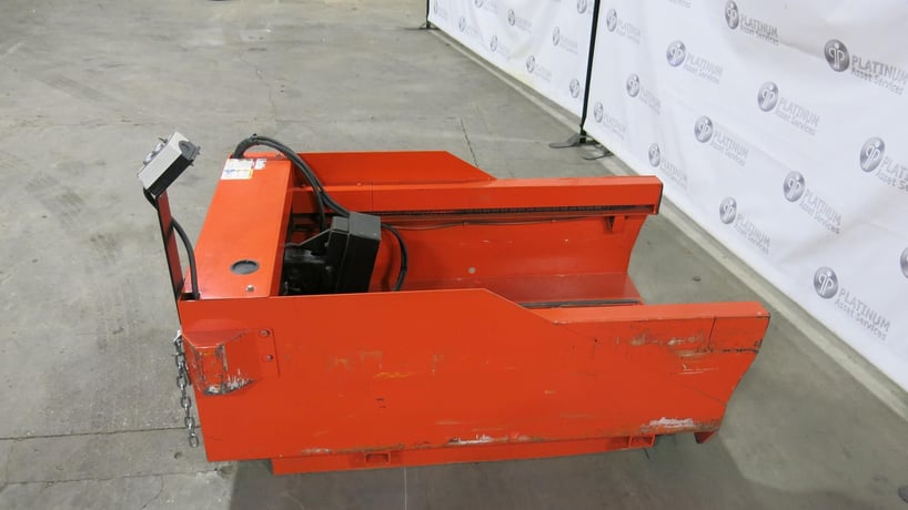 7000 lb. Electric Battery Tugger, Carney Battery Handling #ETA-30-24-FM, 2009 - Image 4