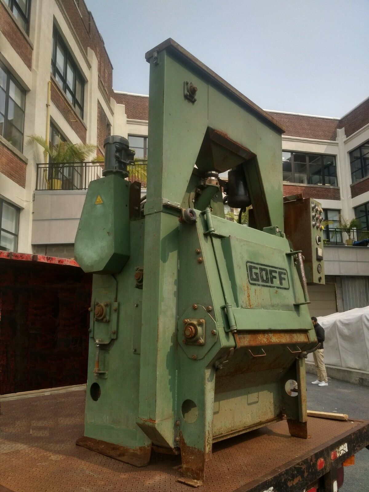 3 cu.ft. Goff #3BB, tumble blaster, 24" barrel head diameter, 31" intenal width - Image 4