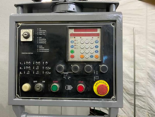 220 Ton, Durma #HAP-37200, press brake, 12.1' OA, 122" between housing, 7.83" stroke, 2-Axis CNC Back Gauge - Image 5