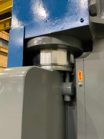 220 Ton, Durma #HAP-37200, press brake, 12.1' OA, 122" between housing, 7.83" stroke, 2-Axis CNC Back Gauge - Image 10