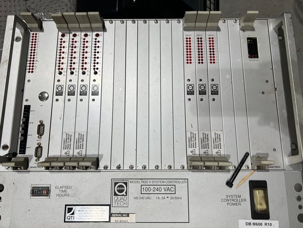 QuadTech, RGS V System Controller, used for Goss M600, 1-5 Amps, 100-240 VAC - Image 1