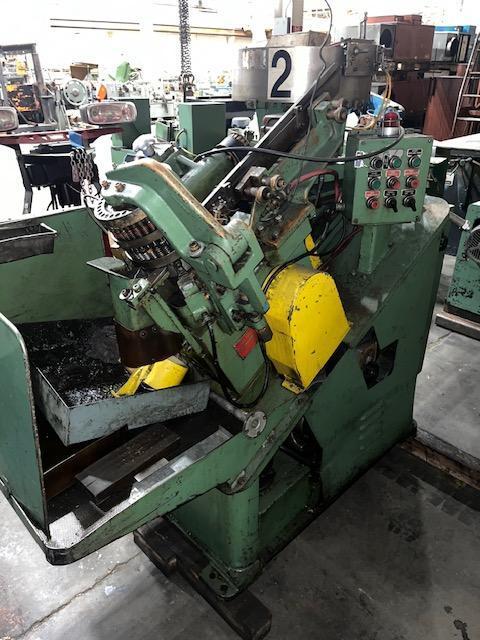 Fastener Engineers #SS476, high speed shank slotter, 18" vibe bowl, dual saws, 400 PPM - Image 2