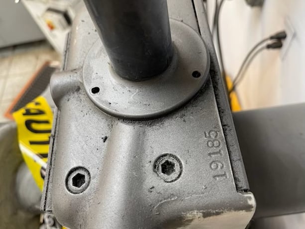 6" x 12" Harig #612, hand feed surface grinder, Walker PMC, roller bearing table, Acu-Rite Qwikcount 2-Axis - Image 2