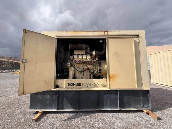 500 KW Kohler #500ROZD4, diesel generator, 208 Volts, 350 hours, 2000 - Image 2