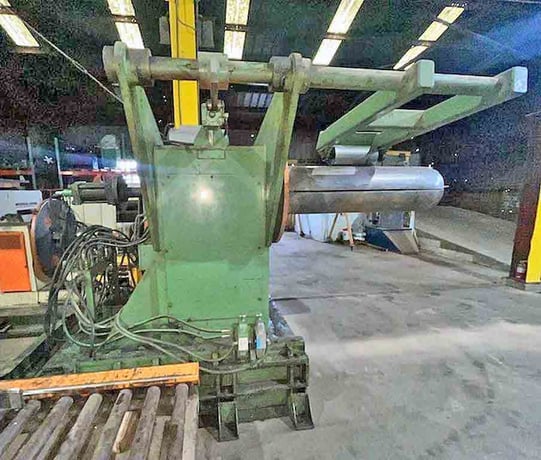 25000 lb. Rowe, uncoiler, 72", 68" face mandrel, hydraulic expansion, holddown roll - Image 8