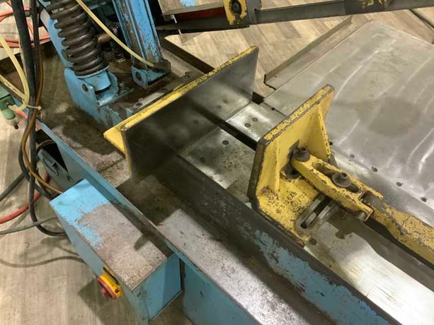9" x 16" DoAll #C916, horizontal band saw, 158" x 1" blade, hydraulic head elevation, 2 HP, 1992 - Image 6