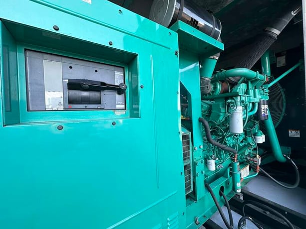 750 KW Cummins #DQFFA, diesel generator set, 277/480 Volts, 468 hours, 1490 HP @ 1800 RPM, QST30-G5 NR2 - Image 5
