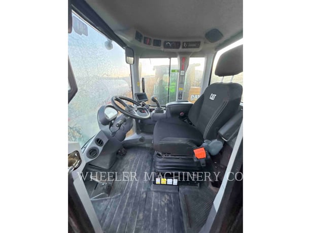 Cat 926M QC 3V, Wheel Loader, 571 hours, S/N: W5L02469, 2022 - Image 6