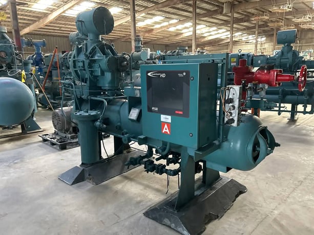 Frick #TDSL193L, rotary screw compressor, 3500 RPM, 300 psig, R717, Quantum HD Micro Control panel, 2004 - Image 4