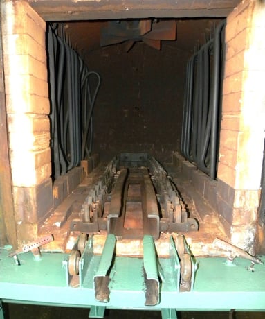 30" width x 48" D x 30" H Surface Combustion, electric atmosphere box furnace, 1750°F - Image 3