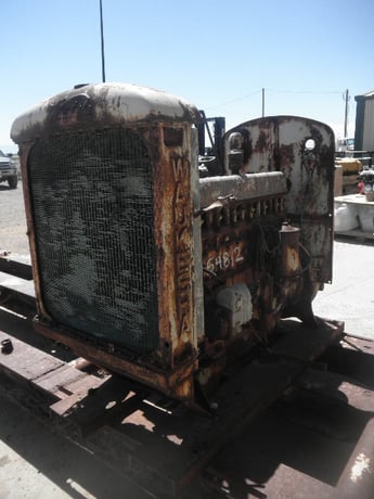 110 HP @ 2000 RPM, Waukesha #135-GZ, Natural Gas Engine, radiator through clutch - Image 2