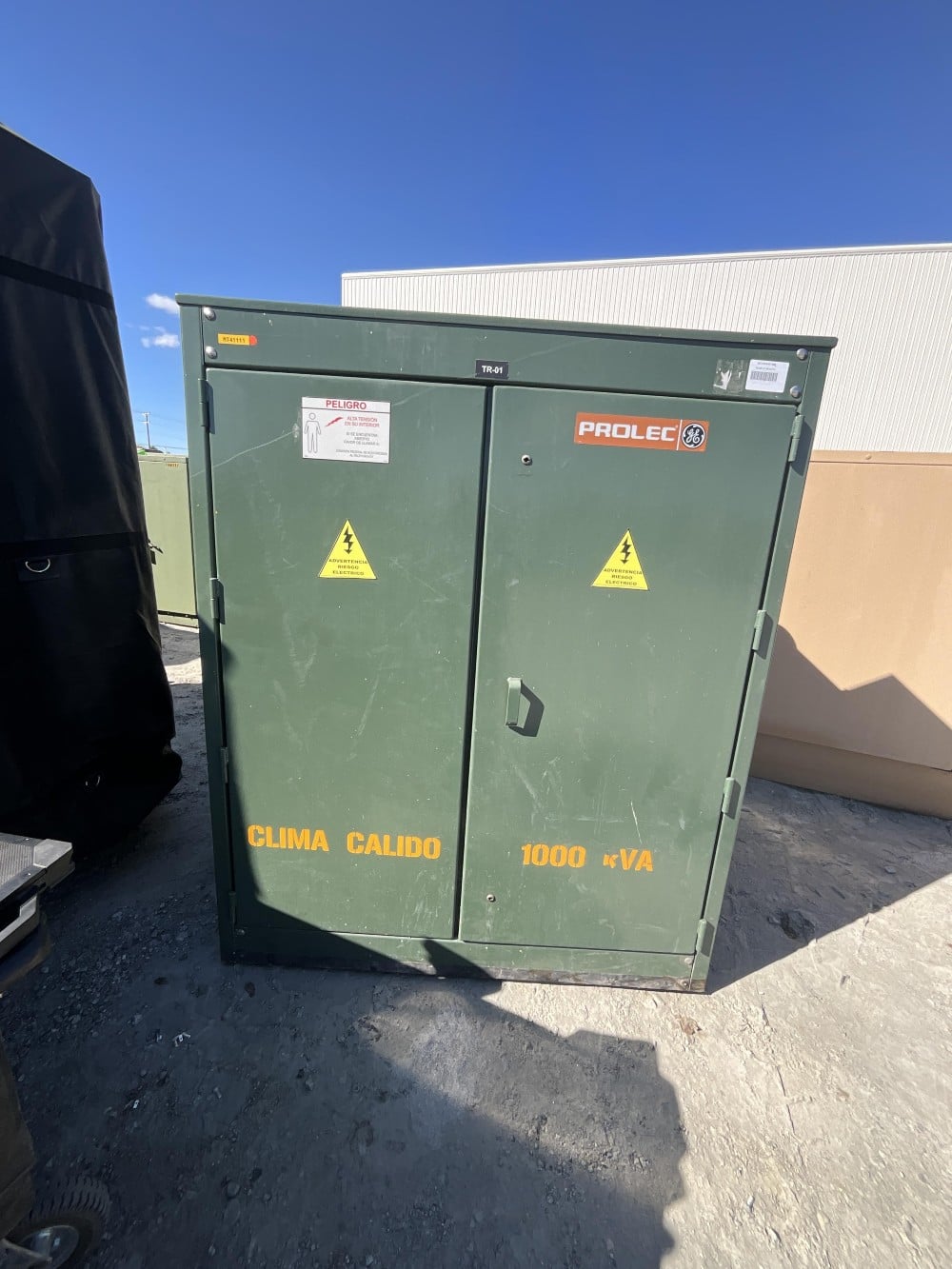 1000/1120 KVA 13200GY/7620 Primary, 480Y/277 Secondary, 3 phase, Padmount Transformer - Image 2